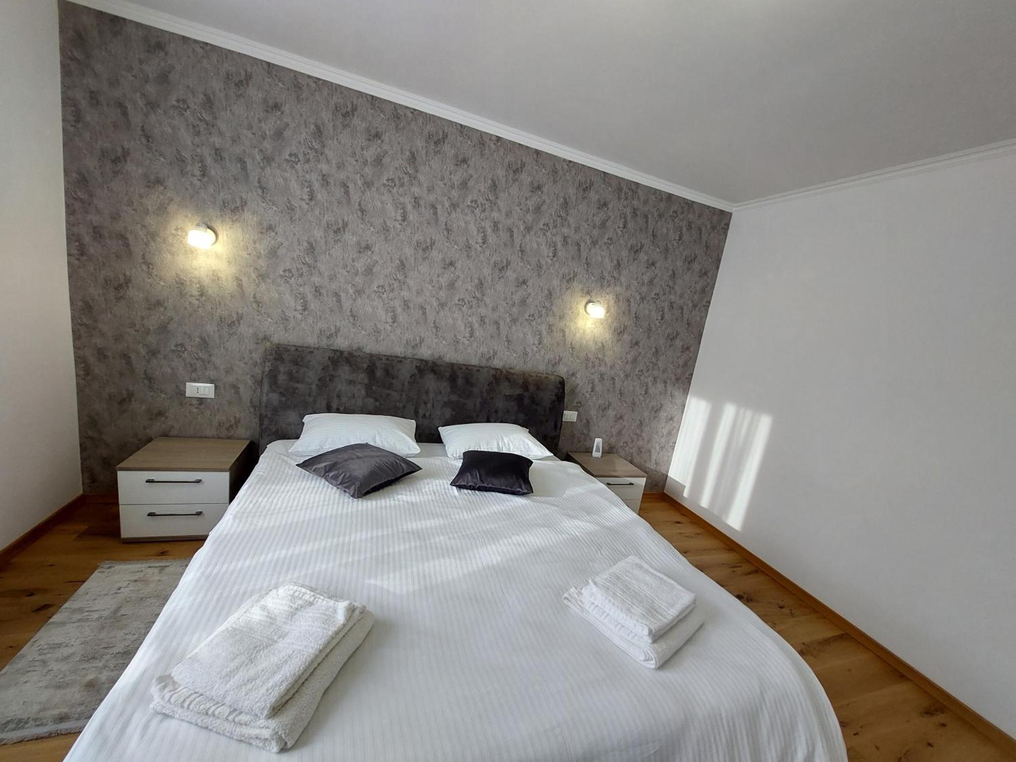 Trandafirului Residence Central Suceava Eksteriør billede